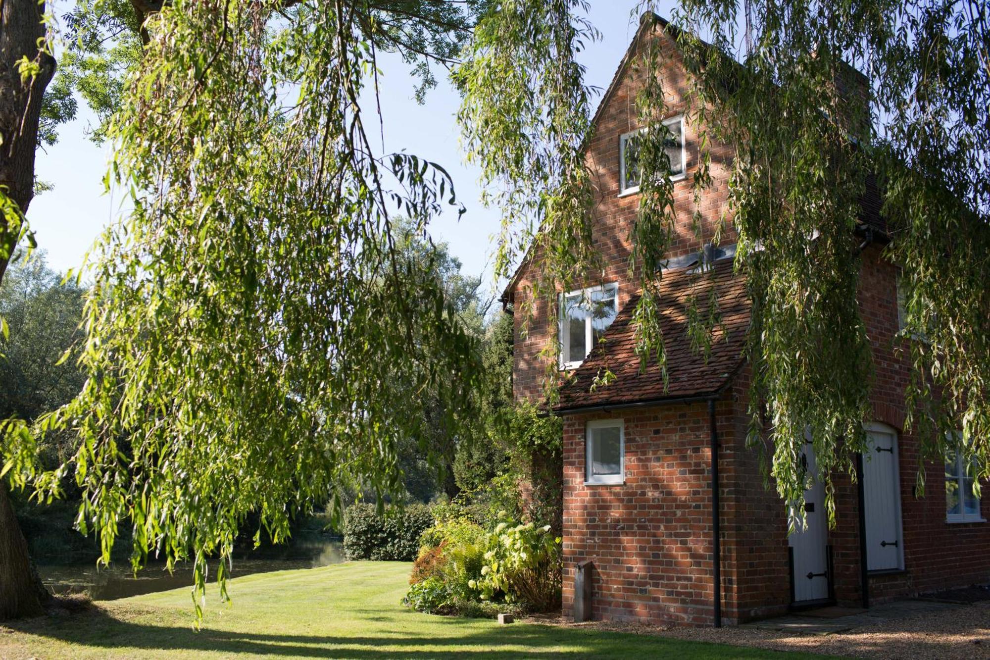 Idle Waters Villa Dedham Ngoại thất bức ảnh